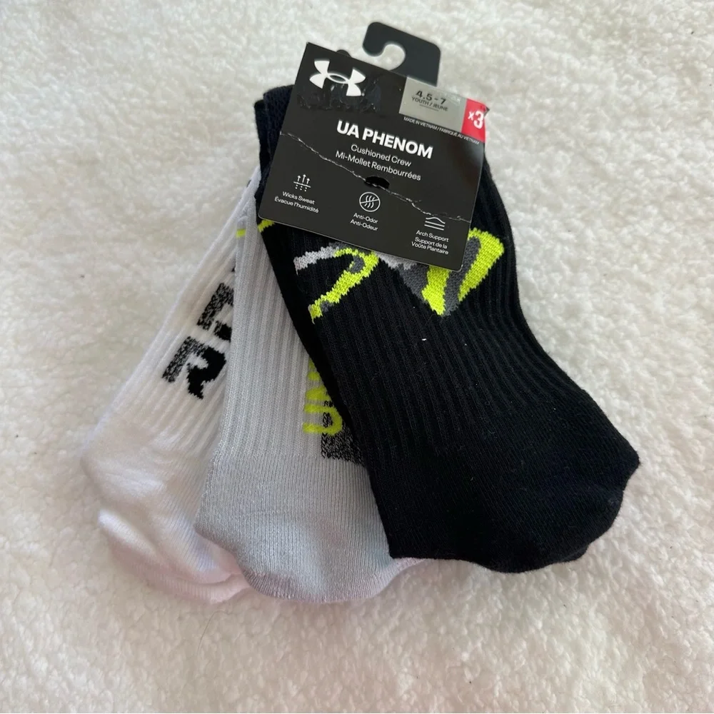 Kid’s Under Armour Socks